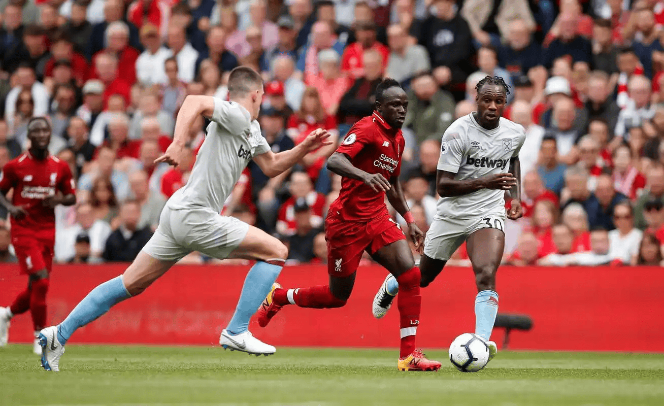 包含西汉姆迎西甲关键赛，赛后内部沟通，目标明确，控场能力受关注的词条