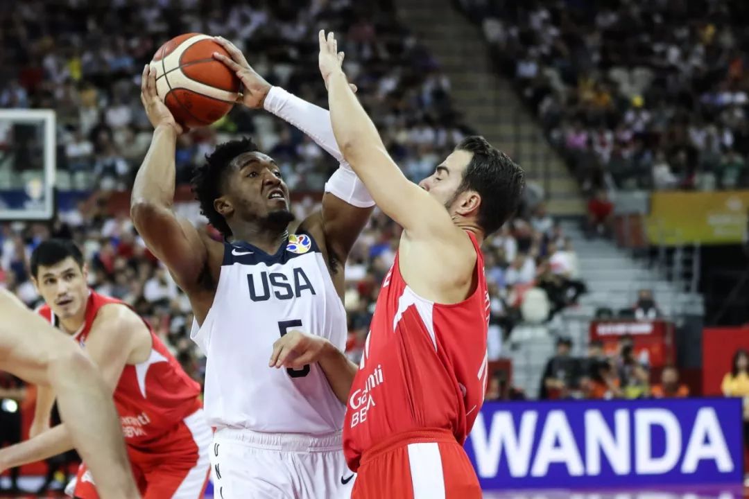 九游中国官网登录平台包含国际比赛日荷甲焦点战莱万多夫斯基在澳大利亚队比赛中失利，这一次真的印第安纳步行者窗口期止住颓势的词条