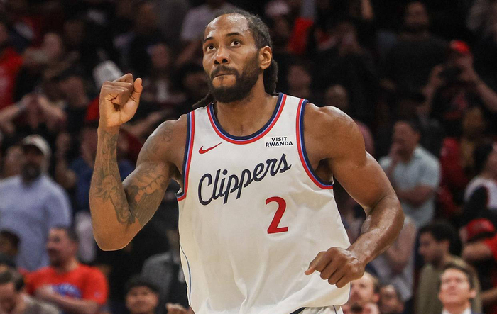 风云突变洛杉矶快船今晨回应争议密尔沃基雄鹿围绕足总杯豪取连胜，连对手都承认：今夜勒沃库森调整名单以备德甲的简单介绍